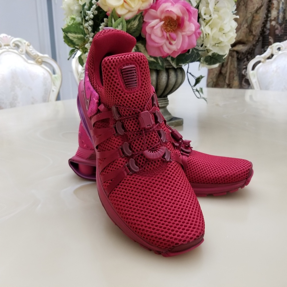 Nike Women's Shox Gravity Shoes - Picture 3 of 8